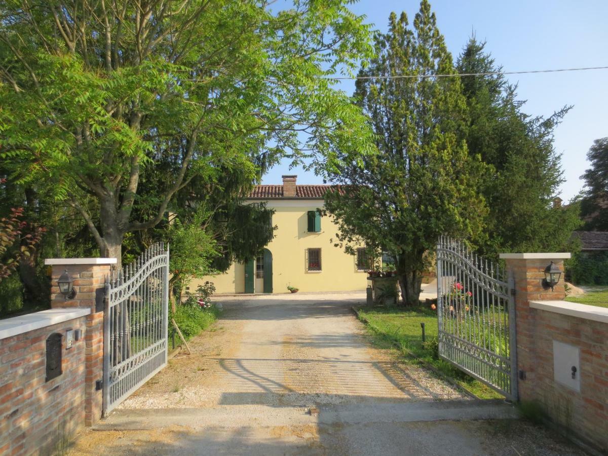 Borgo Tarapino Hotel Ferrara Luaran gambar